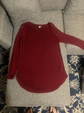 Old Navy Long Sleeve Scoop Neck Top - Burgundy